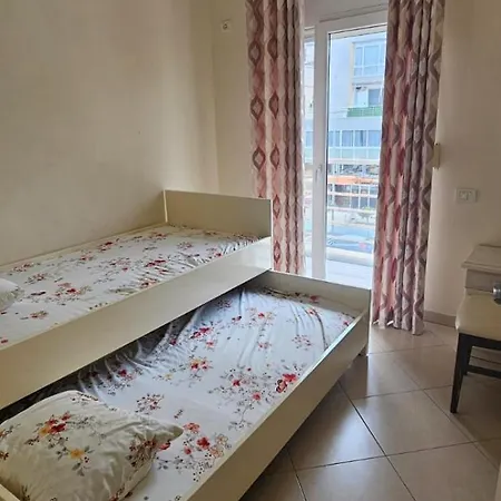 Appartamento Agis Durrës